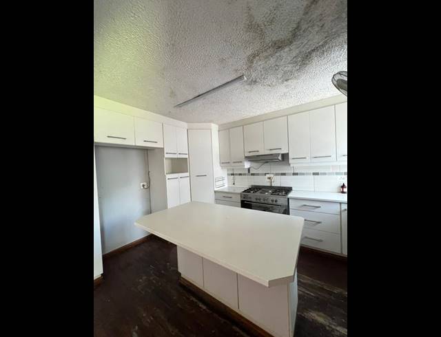 3 BEDROOM DUPLEX FOR SALE IN MANORS